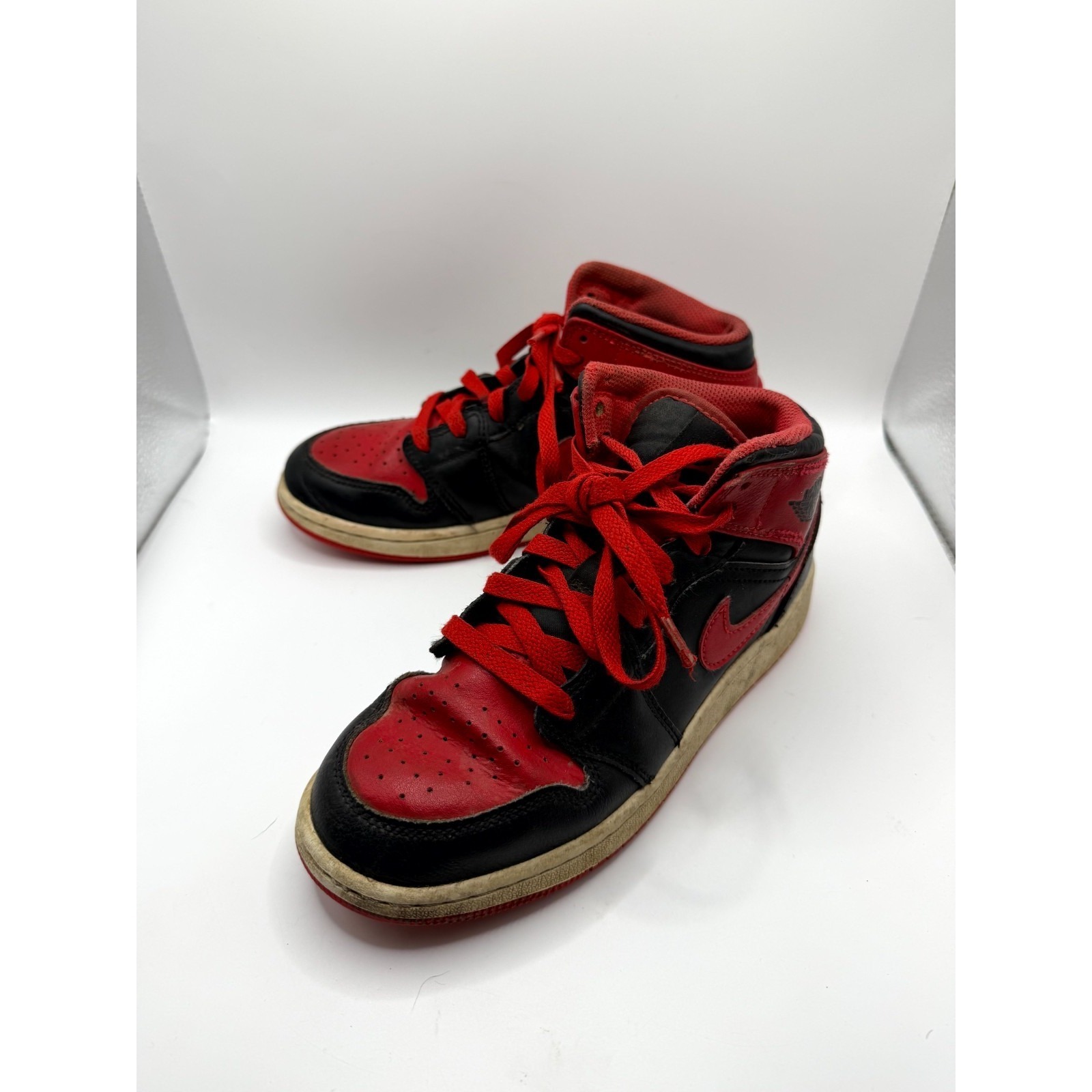 Nike Air Jordan 1 Mid Gs Alternate Bred Dq8423-060 Kid 3.5 Sneaker Black Leather